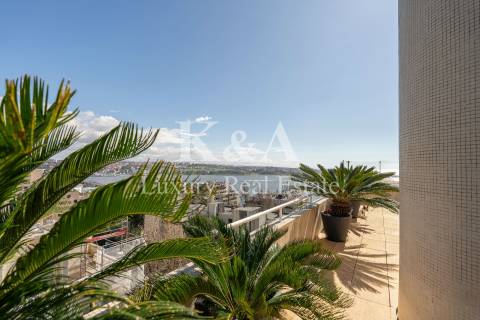 Apartamento T6 duplex com vistas panorâmicas sobre o Rio Douro e o mar