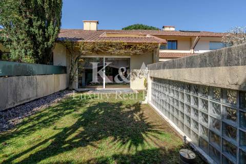 Moradia V5 com jardim na Foz