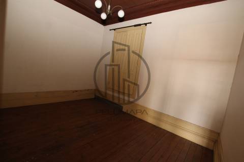 Prédio T7 Venda em Vila Nova de Famalicão e Calendário,Vila Nova de Famalicão