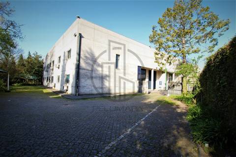 Armazém  Venda em Antas e Abade de Vermoim,Vila Nova de Famalicão