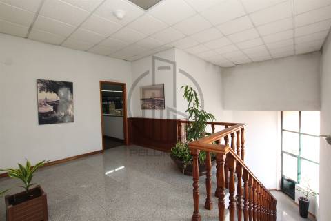 Armazém  Venda em Antas e Abade de Vermoim,Vila Nova de Famalicão