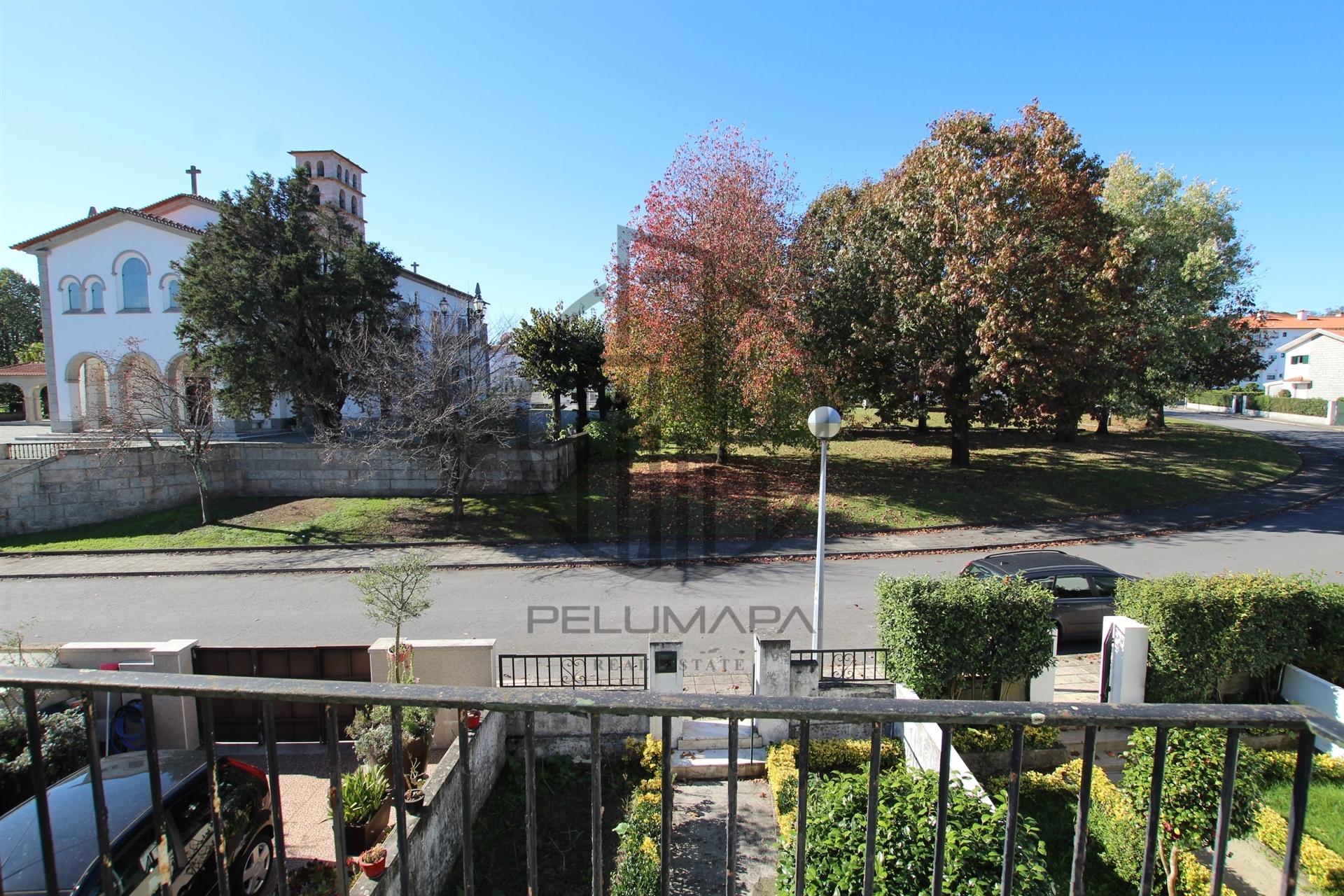 Moradia T3 Arrendamento em Oliveira (São Mateus),Vila Nova de Famalicão