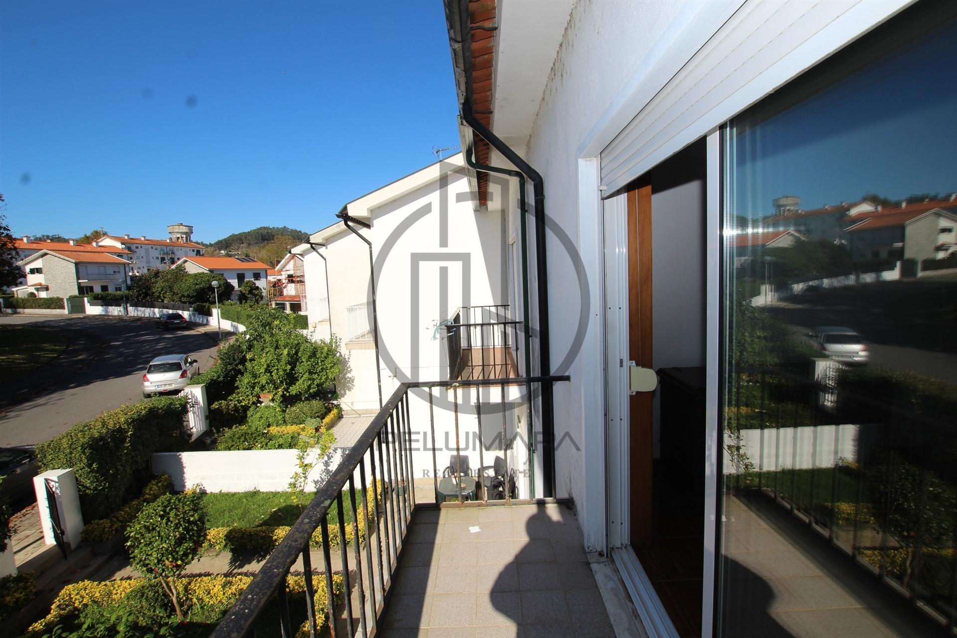 Moradia T3 Arrendamento em Oliveira (São Mateus),Vila Nova de Famalicão