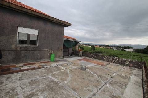 Moradia T6 Venda em Carreira e Bente,Vila Nova de Famalicão