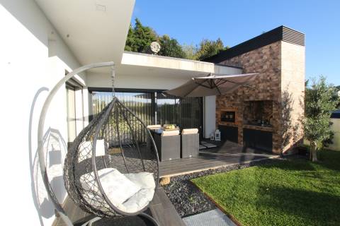 Moradia T3 Venda em Louro,Vila Nova de Famalicão