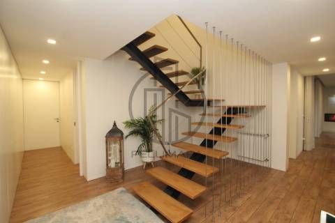 Moradia Isolada T4 Venda em Louro,Vila Nova de Famalicão