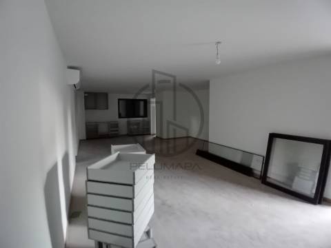 Apartamento T3 Venda em Oliveira (Santa Maria),Vila Nova de Famalicão
