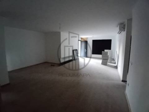 Apartamento T3 Venda em Oliveira (Santa Maria),Vila Nova de Famalicão