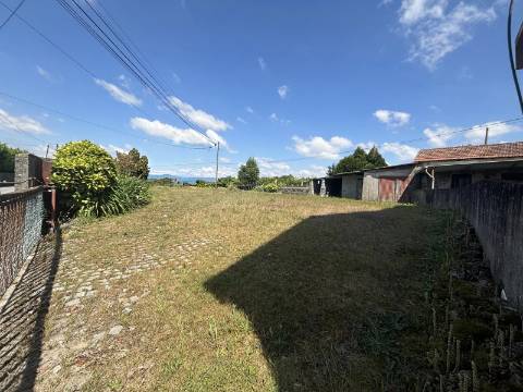 Lote de Terreno  Venda em Esmeriz e Cabeçudos,Vila Nova de Famalicão