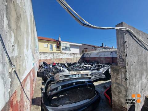 Armazém  Venda em Ermesinde,Valongo