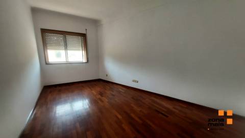 Apartamento T1+1 Arrendamento em Ramalde,Porto