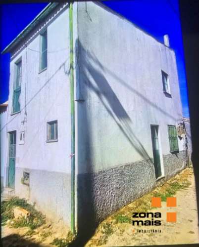 Moradia em Banda T2 Venda em Colmeal e Vilar Torpim,Figueira de Castelo Rodrigo