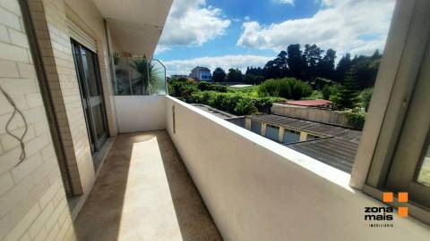 Apartamento T1+1 Arrendamento em Ramalde,Porto