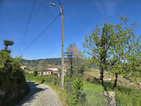 Moradia para Restaurar T2 Venda em Vale de Bouro,Celorico de Basto