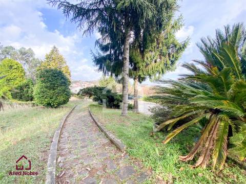 Moradia T5 a 15 min. do Porto!