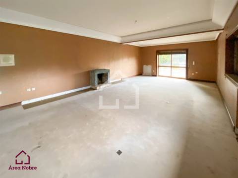 Moradia T5 a 15 min. do Porto!