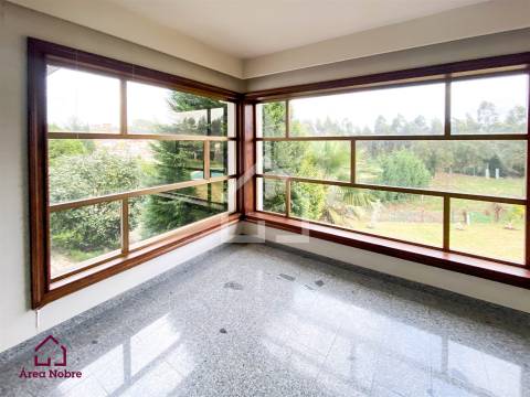 Moradia T5 a 15 min. do Porto!