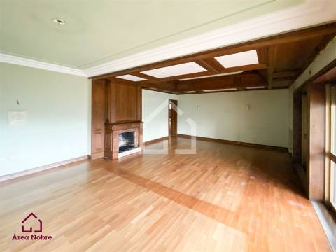 Moradia T5 a 15 min. do Porto!