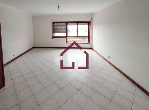 Apartamento T3 Venda em Santa Maria de Lamas,Santa Maria da Feira