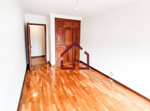 Apartamento T3 Venda em Santa Maria de Lamas,Santa Maria da Feira
