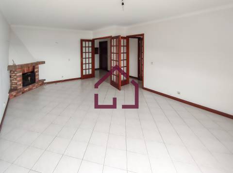 Apartamento T3 Venda em Santa Maria de Lamas,Santa Maria da Feira
