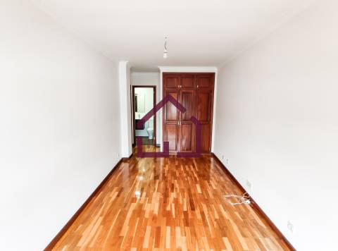 Apartamento T3 Venda em Santa Maria de Lamas,Santa Maria da Feira