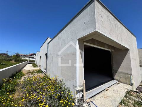 Moradia de sonho tipo casa térrea ! Em construção