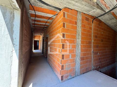 Moradia de sonho tipo casa térrea ! Em construção