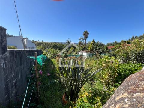 Terreno para construção - Grijó