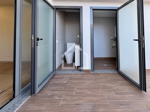 Andar Moradia no centro de Espinho!