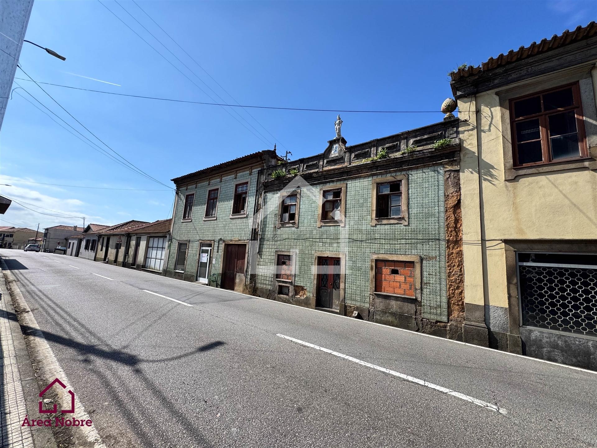 Moradias Centenárias em Cortegaça!