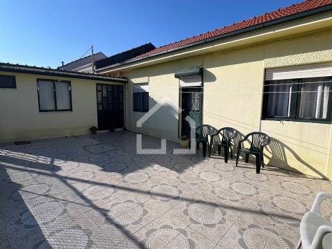 Moradia T3 Venda em Oliveira do Douro,Vila Nova de Gaia