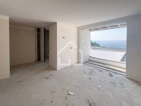 Moradia T3+1 NOVA - Canedo