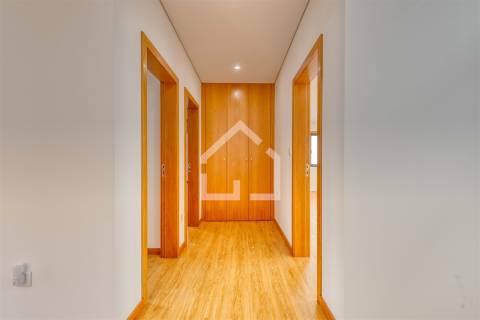 Moradia T4 NOVA - Sta Maria da Feira