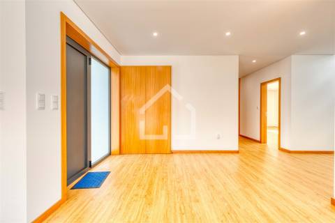 Moradia T4 NOVA - Sta Maria da Feira