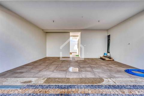 Moradia T4 NOVA - Sta Maria da Feira