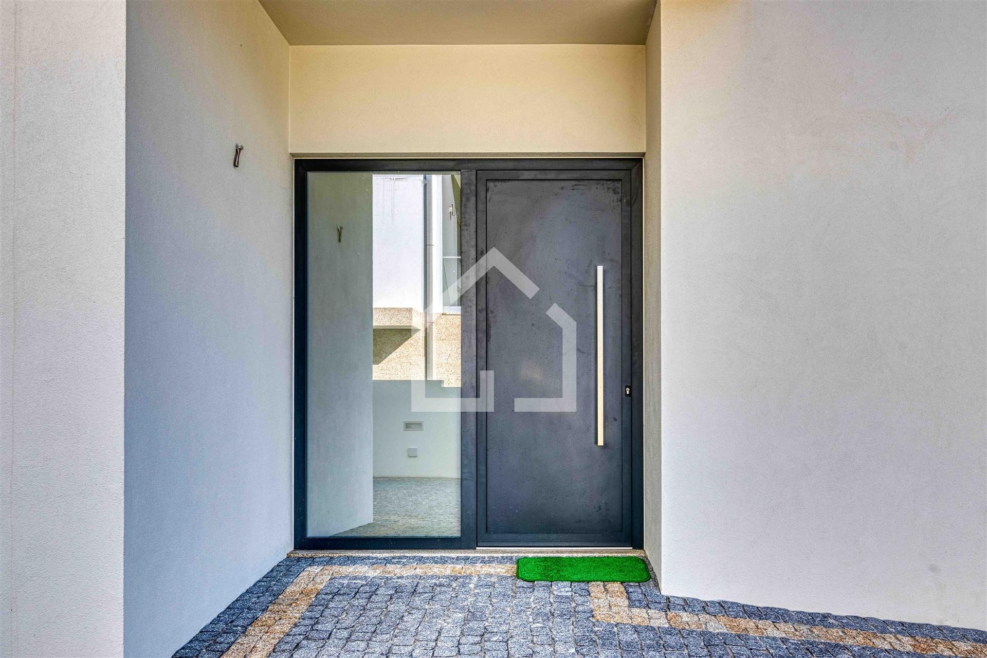 Moradia T4 NOVA - Sta Maria da Feira