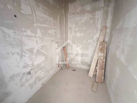 Moradia T3 com Piscina - Lamas