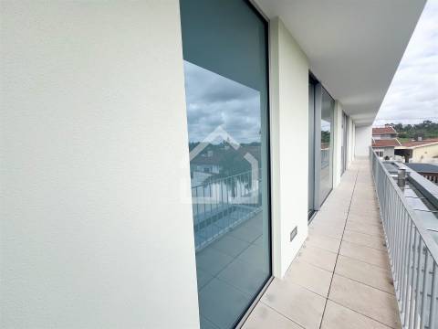 Moradia T3+1 -Santa Maria da Feira