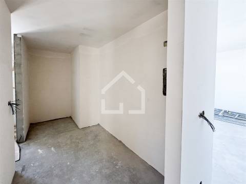 Moradia T4 com Piscina - Lobão