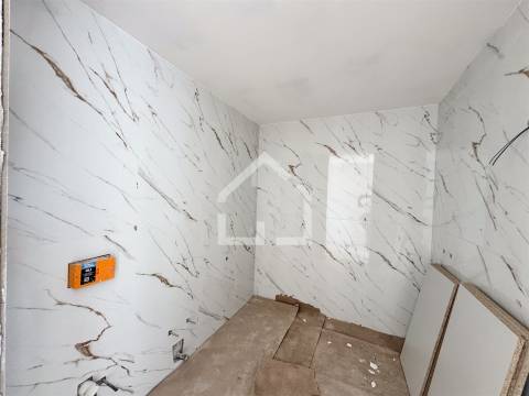 Moradia T4 com Piscina - Lobão