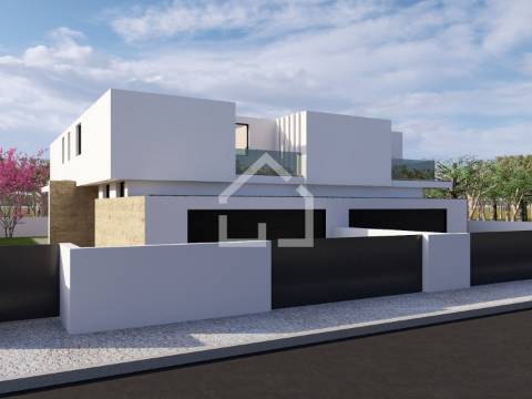 Moradia T4 Venda em Santa Maria da Feira, Travanca, Sanfins e Espargo,Santa Maria da Feira