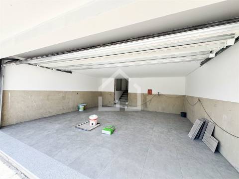 Moradia T4 TÉRREA - Travanca