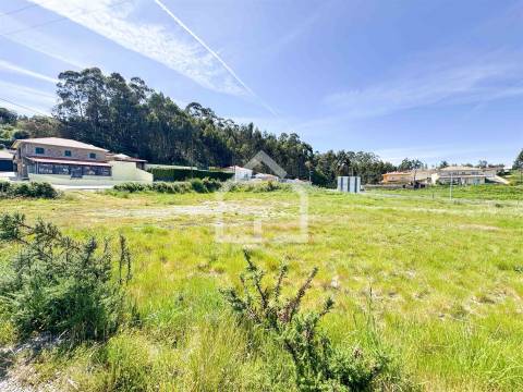 Terreno com 2.410 m² -  Escariz – Arouca