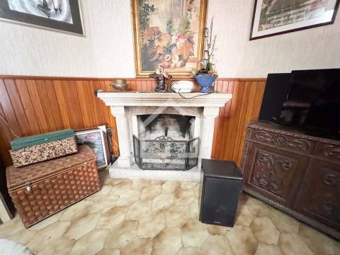 Moradia T3+1 com Jardim | Terreno de 1080m² | St Maria de Lamas