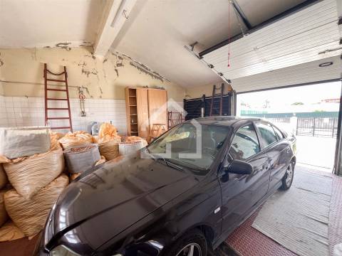 Moradia T3+1 com Jardim | Terreno de 1080m² | St Maria de Lamas