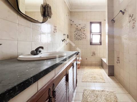 Moradia T3+1 com Jardim | Terreno de 1080m² | St Maria de Lamas