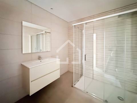 Moradia T3 NOVA - Lobão