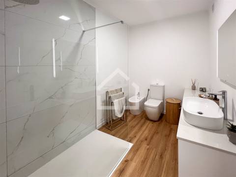 T3 com Terraço - Milheirós de Poiares