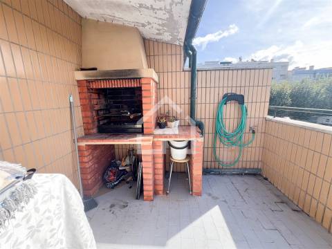 T3 com Terraço - Milheirós de Poiares